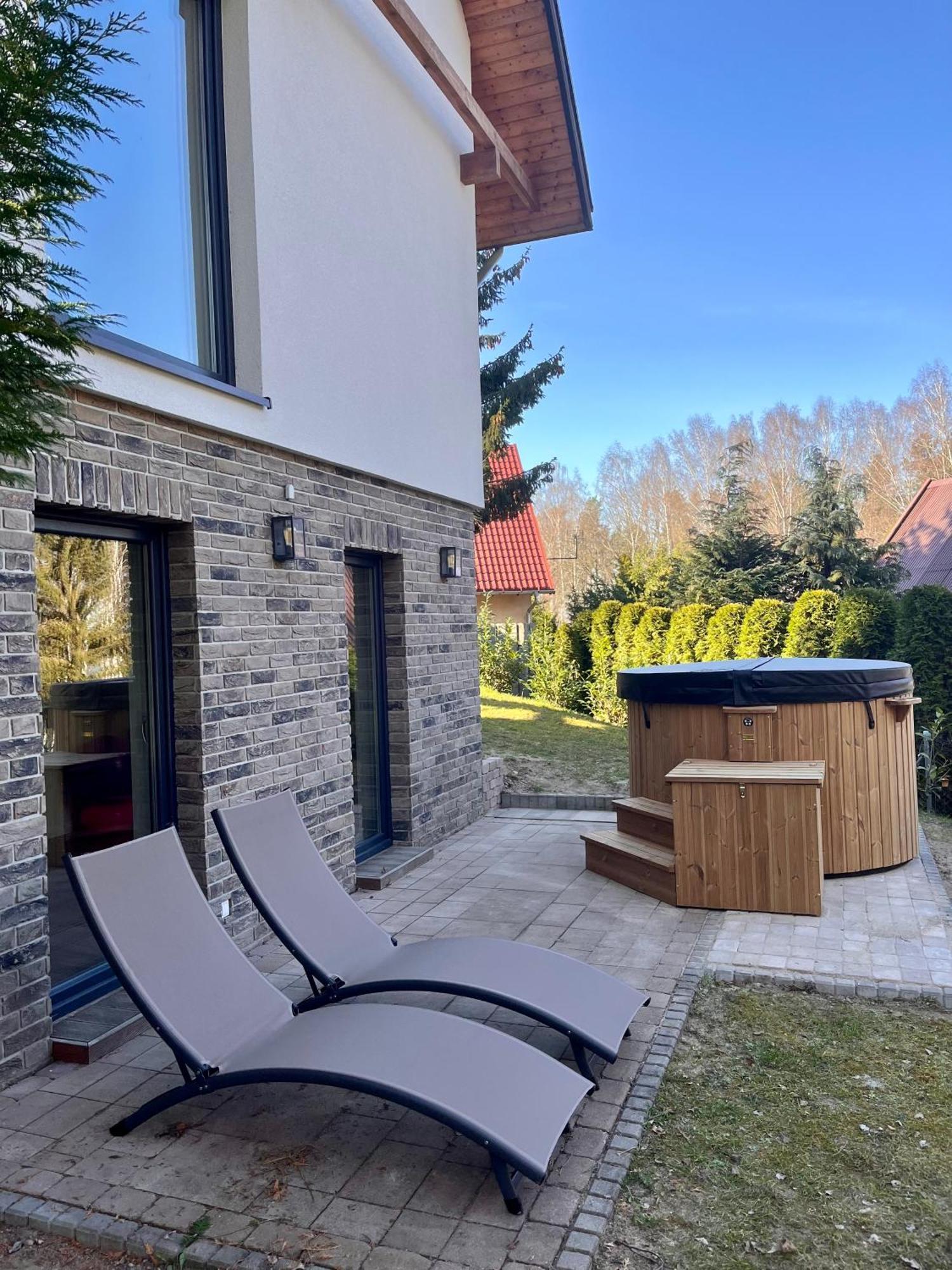 Mazursko - Komfortowe Domy 8 Osobowe Nad Jeziorem, Balia Lub Sauna Кретовины Экстерьер фото